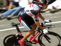 FB体育官方网站-孤胆擎天，恩比德扛起全队，开拓者争冠战险胜广厦启示录