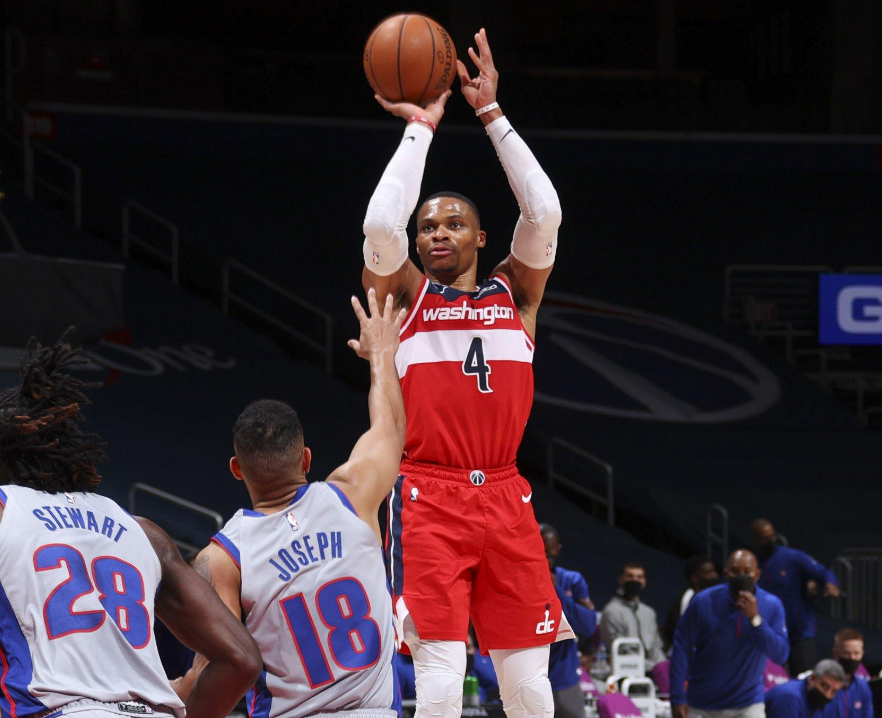 国王不敌奇才，特雷扬斯博导演奇迹逆转的简单介绍