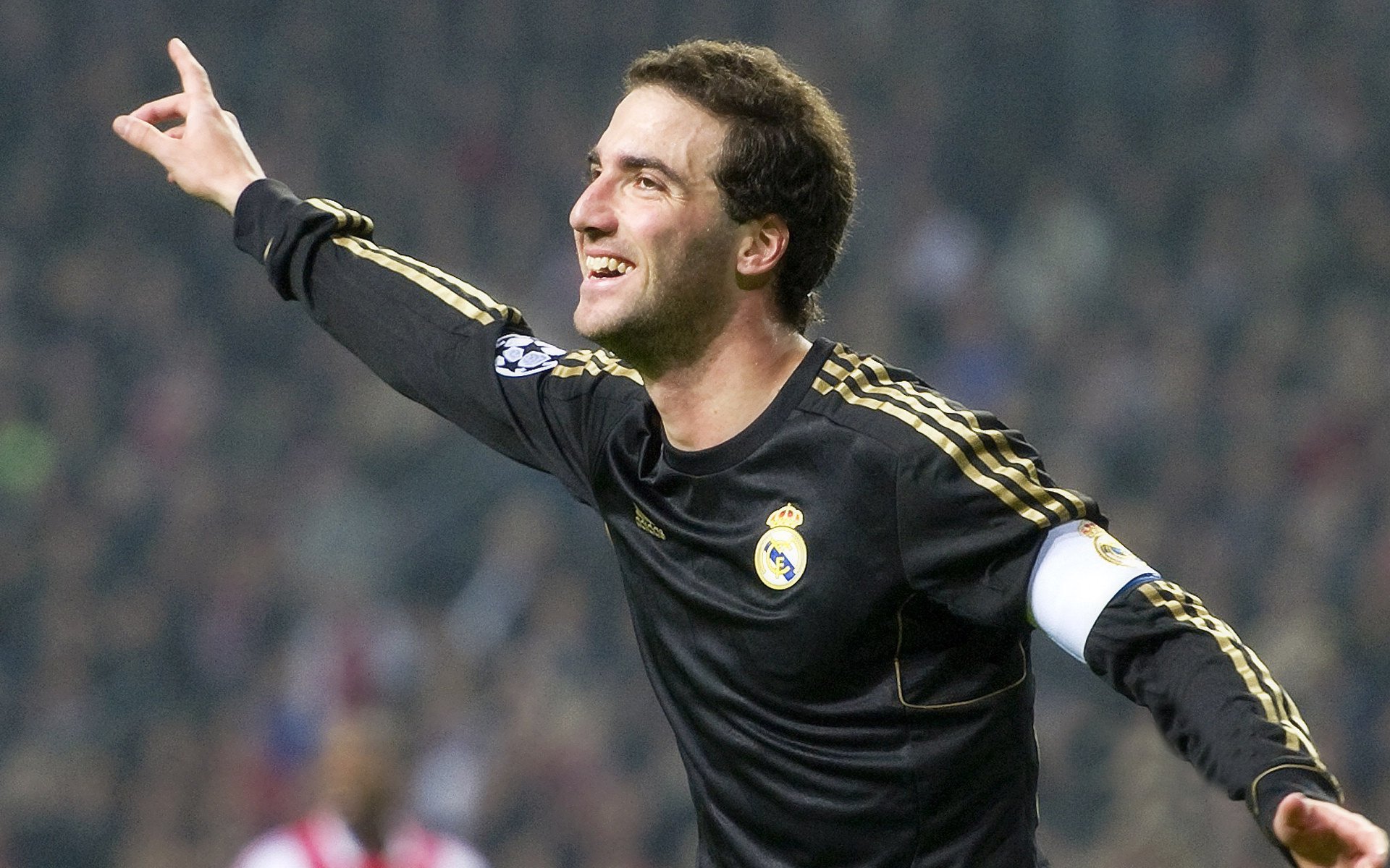 老鹰展翅横扫湖人，班凯罗关键一击定江山